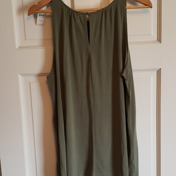 Tank - Picture 3 of 3